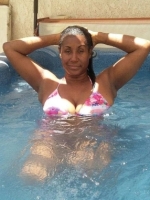 Jacuzzi Head Queen